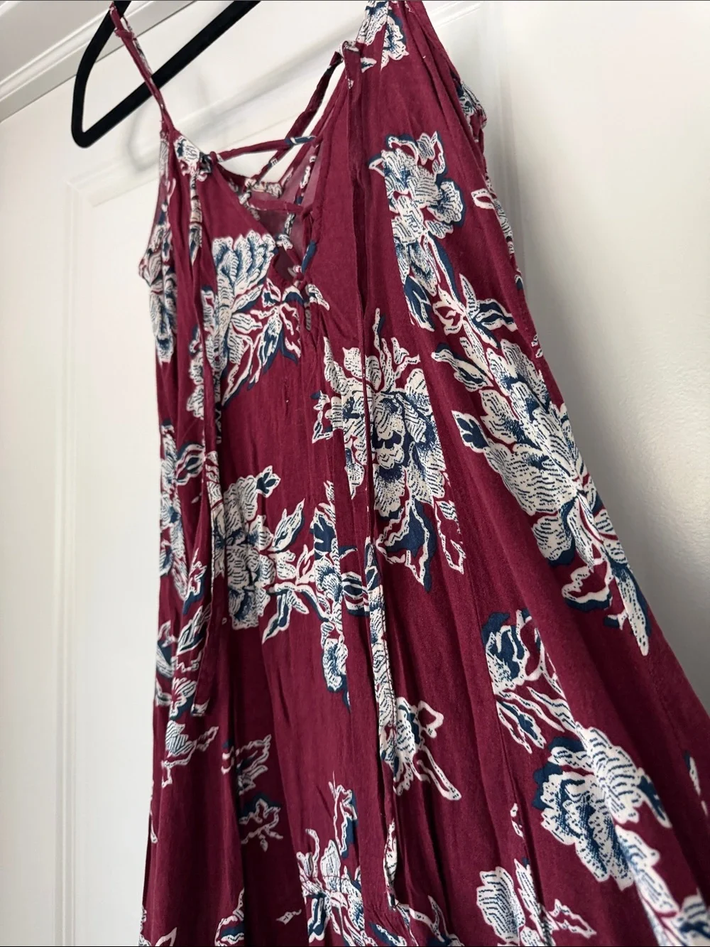 Abercrombie & Fitch lightweight slip